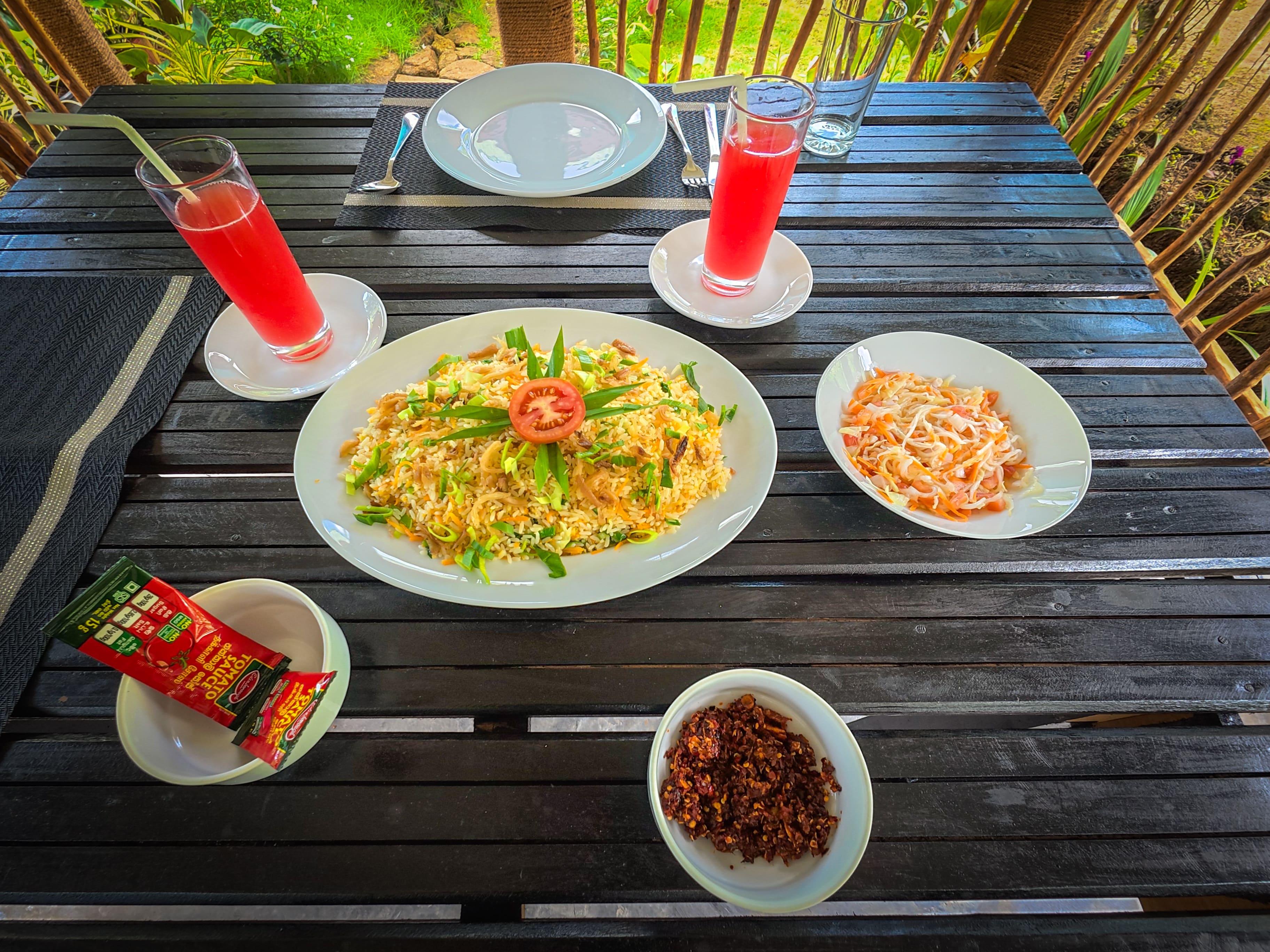 Lunch at Rainforest Vibe